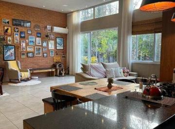 e730c2550652f53c59c8a7d0691b9ae21f293b87 · Casa térrea com 4 quartos à venda, 232 m² por R$ 2.100.000 Terras do Caxambu em Jundiaí/SP