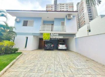4872066f2d923db1135ba29955fec0d568c7eeb6 · Casa espaçosa a venda no Jardim Europa