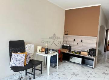 Casa · 300m² · 2 Quartos · 2 Vagas · Oportunidade - Casa com Edícula - Jardim Santa Maria - 2 Dormitórios - 191,82m².