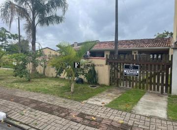 24898229_4.jpg · Casa com espaço de terreno próxima a rodovia
