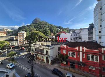 Apartamento · 100m² · 3 Quartos · Apartamento : Padrão / Residencial / Centro