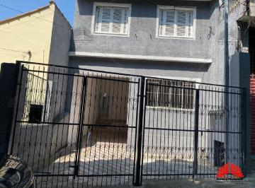 Casa · 220m² · 3 Quartos · 3 Vagas · Sobrado com 220m² a venda na mooca, tendo em seu terreno com 3 casas, 3 quartos, 1 banheiro, lavande