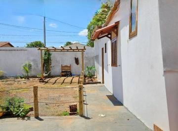 Casa de 2 quartos, Uberlândia · CASA DISTRITO TAPUIRAMA
