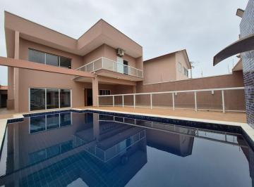 Casa · 352m² · 5 Quartos · 6 Vagas · Sobrado no bairro Belmira Novaes em Peruíbe