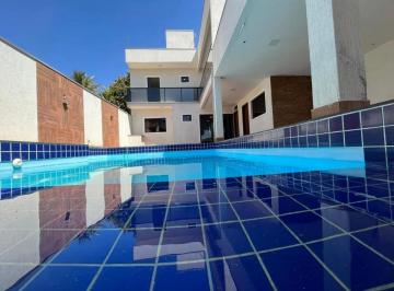 Casa de 5 quartos, Vicente Pires · EXCELENTE CASA NA COLONIA AGRICOLA SAMAMBAIA