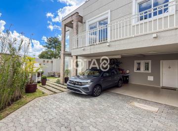 Casa · 210m² · 3 Quartos · 2 Vagas · Casa à venda - em Santo Inácio
