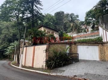 1fdd8555e77051504780efef5dbbc31e.jpg · Sobrado de 411m² com 4 quartos
