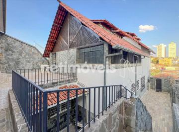 Área externa · casa no caiçara