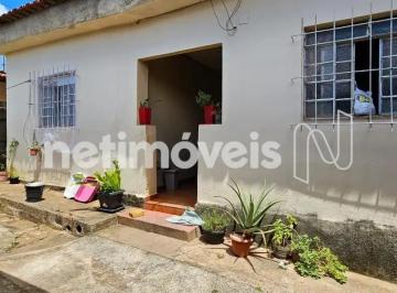 Casa · 423m² · 5 Quartos · 5 Vagas · Casa 3 quartos no Barreiro e com 2 barracões