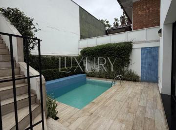 1 · Casa Reformada para Alugar no Jardim Paulista, 4 suítes, 2 vagas.