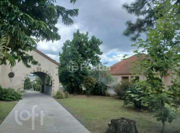 adfe5464 · Casa, 3 dormitórios, 77 m², em Barnabé
