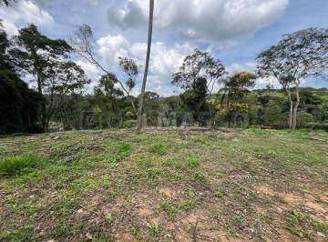 Terreno , Ibiúna · Terreno de 1.750 m² com pouquíssima mata em loteamento próximo ao asfalto!