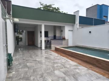 Foto 01 · Casa à venda em Itanhaém-SP, bairro Santa Júlia: 3 quartos, 1 suíte, 1 sala, 2 banheiros, 3 vagas de