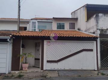 Casa · 197m² · 4 Quartos · 2 Vagas · Sobrado à Venda na Vila Suíssa – Mogi das Cruzes/SP