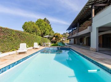 Casa · 615m² · 4 Quartos · 2 Vagas · Casa com 4 quartos no Bom Retiro, Teresópolis