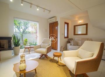 Casa · 143m² · 3 Quartos · 2 Vagas · Linda Casa em Condomínio - Ipanema