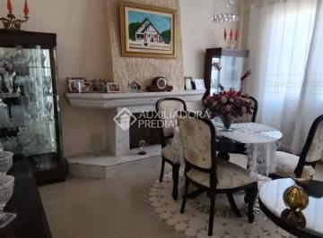 Casa · 300m² · 3 Quartos · 2 Vagas · Casa à venda com 3 dormitórios (1 suíte) em Palhoça/SC | Ampla, elegante e com área gourmet