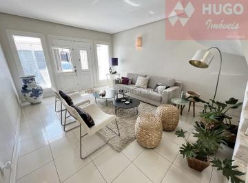 Casa · 180m² · 3 Quartos · 3 Vagas · 3 dormitórios, 1 suíte  com Projeto Diferenciado !!