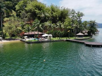 Casa · 5 Quartos · 6 Vagas · Linda casa com 2 praias privativas em condomínio de luxo, Angra-RJ