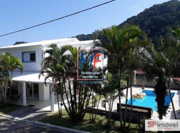 Casa · 200m² · 3 Quartos · Excelente casa em cond. fechado em São Sebastião/SP, com 200 m² a.u., 3 dormitórios (3 suítes), sala