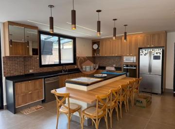 Imagem do Imóvel · Casa em condomínio e próximo a praia