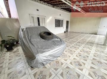 Casa · 134m² · 3 Quartos · 4 Vagas · 3 suítes !!