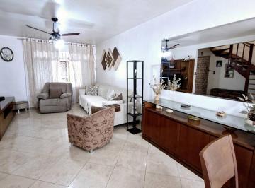 PHOTO_20260610_185723_000.jpeg · Elegante sobrado para venda em Jardim Santo Amaro com 3 quartos, sendo 1 suíte, 147m² - theremaxcoll