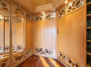IMG_20260621_092145_000.jpeg · Casa no condomínio Jardim Iolanda para venda com 6 quartos, sendo 3 suítes, 1,224m² - theremaxcollec