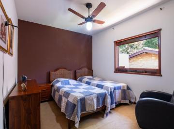 IMG_20260613_025730_000.jpeg · Agradável casa para venda em Jardim Guedala com 4 quartos, sendo 2 suítes, 483m² - theremaxcollectio
