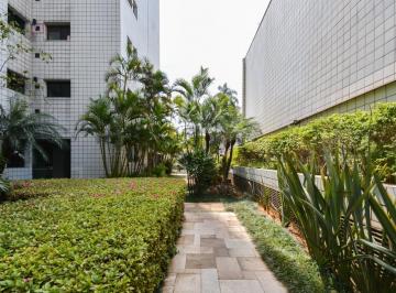 IMG_20260622_182145_000.jpeg · Aconchegante apartamento para venda em Moema com 3 quartos, sendo 3 suítes, 202m² - theremaxcollecti