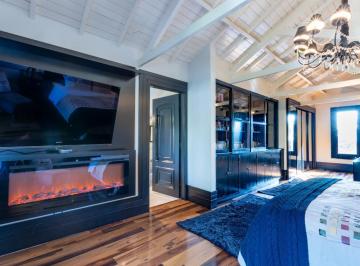 IMG_20260606_185808_000.jpeg · Elegante casa em condomínio para locação com 5 quartos, sendo 5 suítes, 1,200m² - theremaxcollection