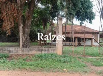 Rural · 3000m² · 4 Quartos · 10 Vagas · Chácara Residencial de 4 Quartos em Uberlândia - Morada Nova, Ótima Área Externa