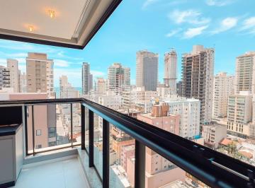 Apartamento · 113m² · 3 Quartos · 2 Vagas · Apartamento mobiliado com três suítes na Meia Praia em Itapema SC