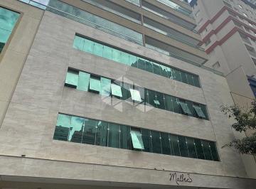 Apartamento · 141m² · 3 Quartos · 2 Vagas · Apartamento com 3 dormitórios sendo 1 suíte e 2 vagas de garagem em Itapema
