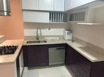 Este encantador apartamento mobiliado de 126m dispõe de 2 quartos, ambos suítes, · Apartamento com 2 Quartos à venda com 126m Recreio Dos Bandeirantes