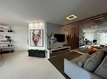 Apartamento · 130m² · 3 Quartos · 3 Vagas · Apartamento mobiliado quadra mar na Meia Praia em Itapema