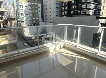 Apartamento · 115m² · 3 Quartos · 3 Vagas · Apartamento diferenciado na Meia Praia em Itapema com 3 suítes e 3 vagas de garagem