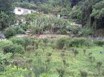 Terreno · 2500m² · Terreno à venda de 2500m² , com 50 metros de frente por 50 de fundos Horto Florestal.