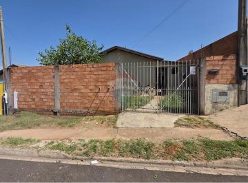 Casa · 61m² · 2 Quartos · Casa em Centro, Botucatu/SP de 61m² 2 quartos à venda por R$ 149.700,00
