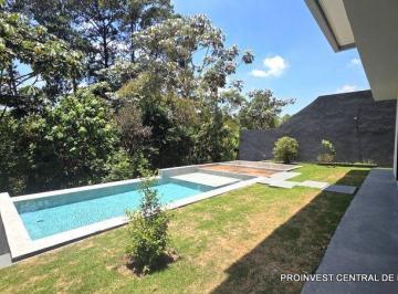 Casa · 440m² · 4 Quartos · 7 Vagas · Casa em Jardim das Flores, Cotia/SP de 440m² 4 quartos à venda por R$ 3.800.000,00