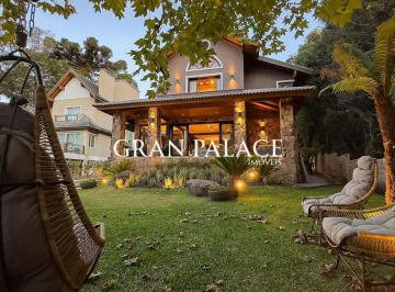 Casa · 282m² · 4 Quartos · 2 Vagas · Casa em Condomínio em Centro, Gramado/RS