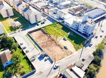 Terreno · 717m² · Terreno Estratégico com 717m²: Oportunidade para Construtoras e Investidores em Palhoça
