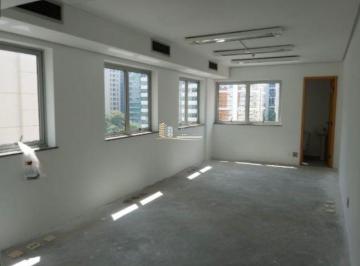 Comercial · 31m² · 1 Quarto · 1 Vaga · Excelente sala comercial locação Rua Padre João Manuel Cerqueira Cesar