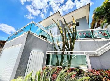 e6208dd12b5ae2d983dc74bc6d9c7bf13a840b43 · Casa em condomínio fechado com 4 quartos à venda