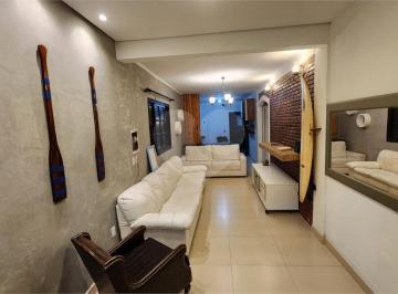 Casa · 175m² · 3 Quartos · 4 Vagas · Casa com 3 quartos à venda em Vista linda - SP