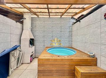 Casa · 130m² · 3 Quartos · 1 Vaga · Sobrado em Jardim Las Palmas, Guarujá/SP de 130m² 3 quartos à venda por R$ 640.000,00