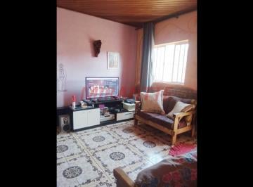 749540bebb15d4614a302e12ff378094.jpg · Casa terrea de 100m² com 2 quartos