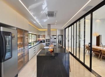 Casa · 600m² · 4 Quartos · 4 Vagas · Casa Condomínio
