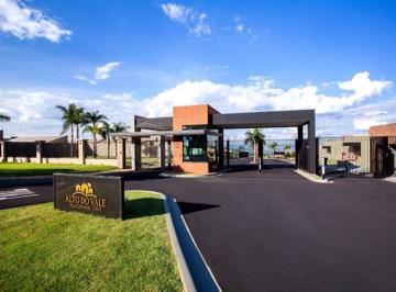 Casa · 280m² · 3 Quartos · 4 Vagas · Casa Condomínio em Cravinhos
