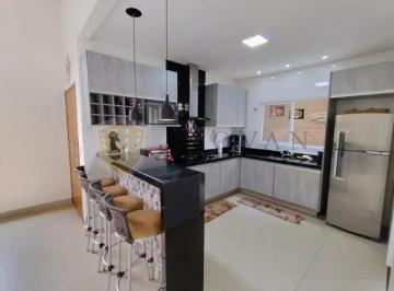 Casa · 200m² · 3 Quartos · 2 Vagas · Casa 3 Dormitórios